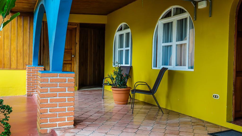 Hotel Tangara Arenal B&B La Fortuna Esterno foto