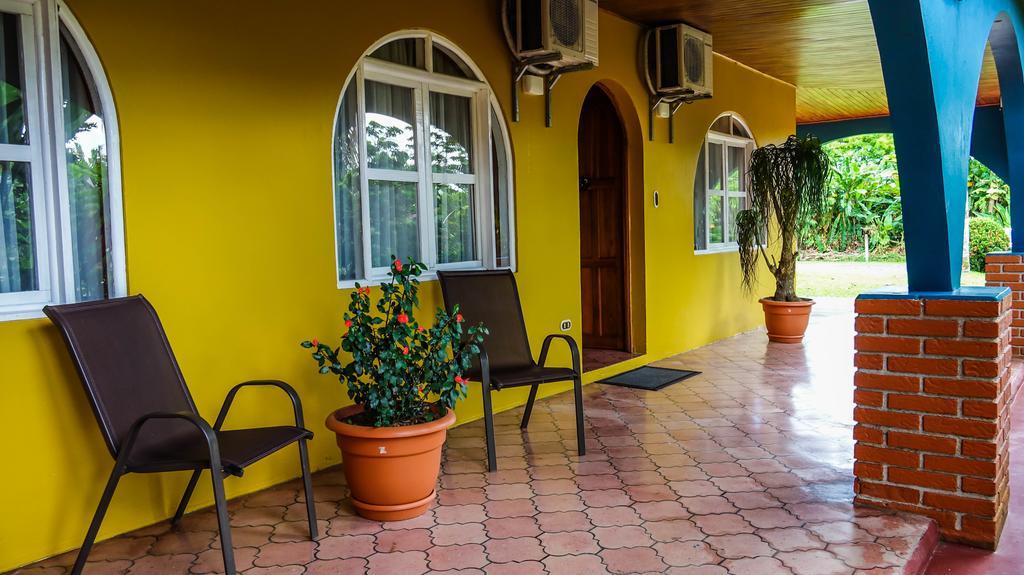 Hotel Tangara Arenal B&B La Fortuna Esterno foto
