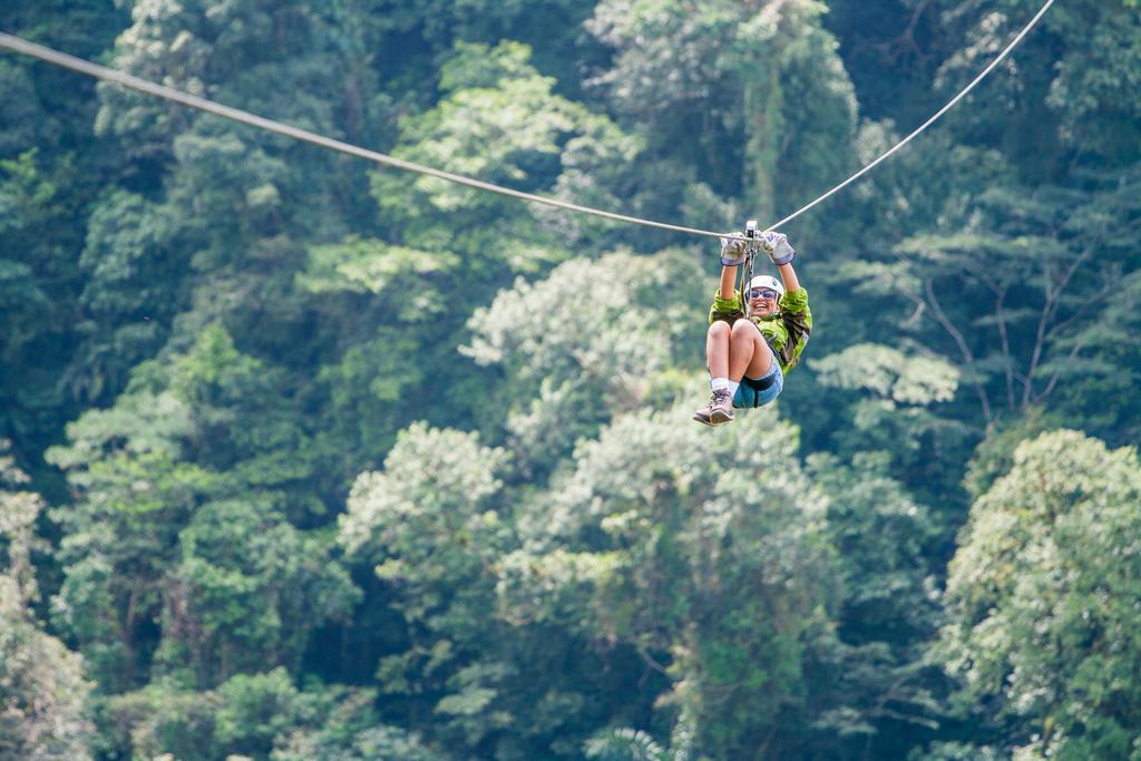 Hotel Tangara Arenal B&B La Fortuna Esterno foto