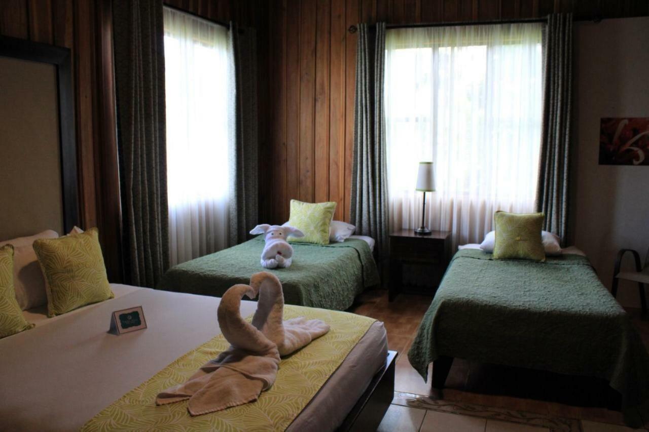 Hotel Tangara Arenal B&B La Fortuna Esterno foto